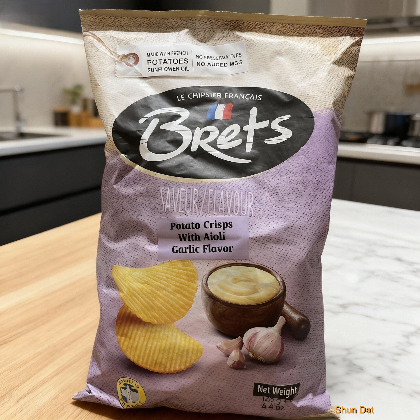 Brets Potato Crisps With Aioli (Garlic Flavour)