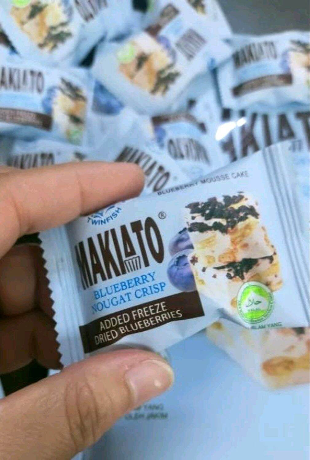Makiato Blueberry Nougat Crisp
