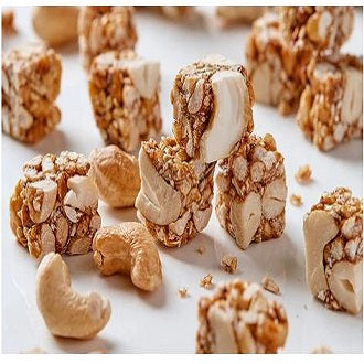 Organic Roasted Peeled Chestnut (Niukee) / Cashew Nut Cracker / Tom Yum Cashew Nuts and Products