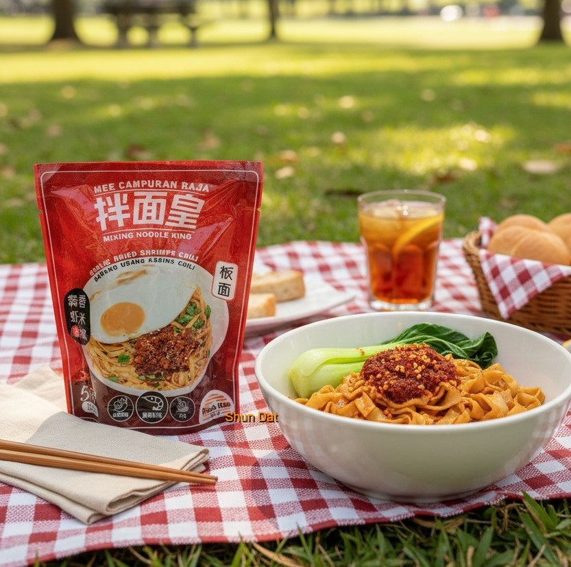 Chili Shrimp Pan Mee  (Mixing Noodle King)